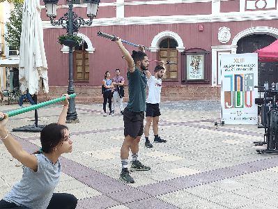 Exhibicin de crossfit en la Plaza de Caldern