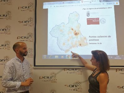 El Ayuntamiento de Lorca realiza labores de fumigacin para evitar la proliferacin de mosquitos en el barrio de La Via