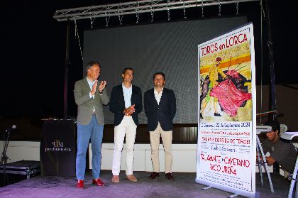 Paco Urea, Alejandro Talavante y Cayetano Rivera Ordez, en el cartel que abrir puerta en la Feria de septiembre 