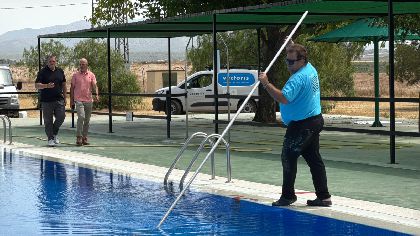 Las piscinas municipales de verano de La Parroquia y Zarcilla de Ramos abrir�n el 1 de julio tras una completa puesta a punto