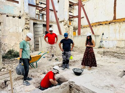 Comienzan los trabajos de excavaci�n arqueol�gica para edificar un nuevo inmueble de viviendas para j�venes en el casco hist�rico 