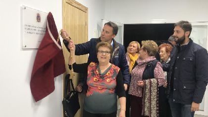 El Alcalde de Lorca inaugura el nuevo local construido para el colectivo de mujeres de La Pulgara que ha supuesto una inversin municipal de 47.190 euros