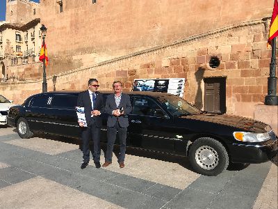 Lorca ampla su oferta turstica con la posibilidad de recorrer el municipio y sus puntos de inters cultural en limusina o coche clsico, entre otros vehculos