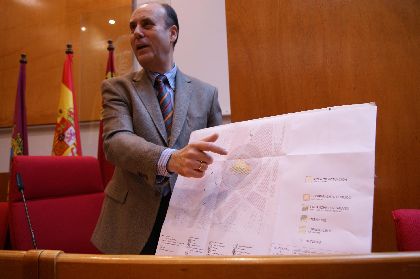 El Ayuntamiento finaliza los trmites para la ordenacin del solar de la antigua gasolinera Glvez, que cuenta con una superficie de 2.116 m2 en pleno casco urbano