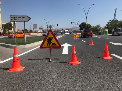 La Polica Local de Lorca pone en marcha una batera de trabajos de repintado de la sealtica horizontal del casco urbano de la ciudad