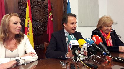 El Alcalde anima a todos los lorquinos a sumarse a los actos organizados por la Hermandad de la Virgen de las Huertas con motivo del LXXV aniversario de la coronacin cannica de la Patrona 