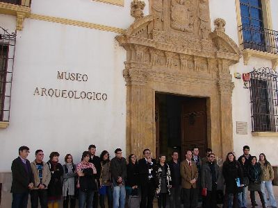 Medina abre hoy en el Museo Arqueolgico de Lorca el V Simposio de Jvenes Medievalistas, que se celebrar hasta el viernes con 16 investigadores