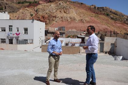 El Ayuntamiento trabaja en la creacin de nuevas plazas de aparcamiento en la Ramblilla de San Lzaro