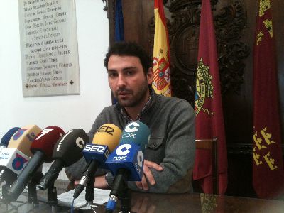 41 alumnos de la Escuela Municipal de Artes Plsticas de Lorca exponen desde hoy y hasta el 5 de febrero sus 57 obras en el Aula de Cultura de Cajamurcia