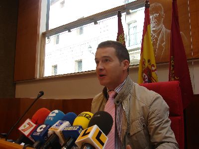 El Ayuntamiento reclama al Estado que destine ms dinero a Lorca en 2009 para hacer frente a la crisis econmica, en contra del recorte anunciado por Solbes