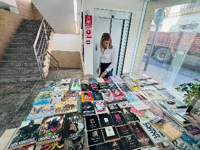 M�s de 2.000 libros han sido prestados en la Biblioteca Pilar Barn�s en lo que va de verano