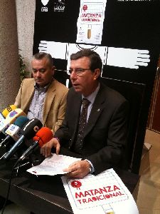 Visitas teatralizadas, exhibiciones de cetrera, talleres y una matanza tradicional de chato murciano, entre las actividades a disfrutar durante el puente en el castillo de Lorca