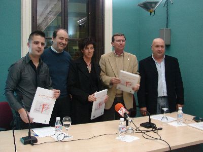 Francisco Montiel present el libro ?Mapa Cifrado? de Isabel Amat y Juan Ramn Barat