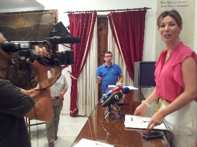 La Junta de Gobierno Local ha aprobado en sus ltimas 4 sesiones una nueva batera de 32 ayudas para los damnificados por los sesmos que suponen 35.501,43 euros
