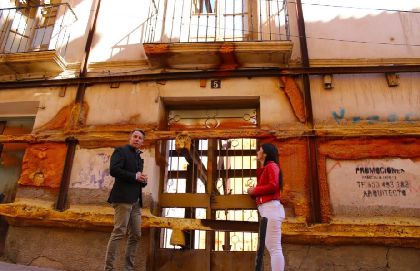 Nuevo avance del Gobierno de Lorca en la reconstrucci�n en el casco hist�rico con la salida a subasta de tres nuevos solares 