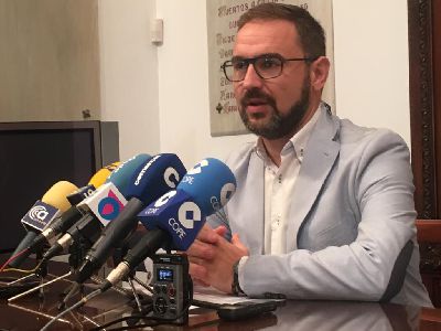 El alcalde hace balance de los 100 primeros das de gobierno que califica de ''muy intensos ya que han pasado muy rpido por el gran volumen de trabajo que estamos desarrollando''