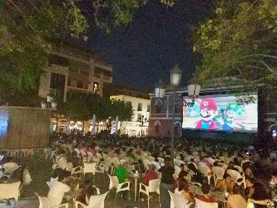 El 'Cine de verano' contina en las pedanas durante el mes de agosto