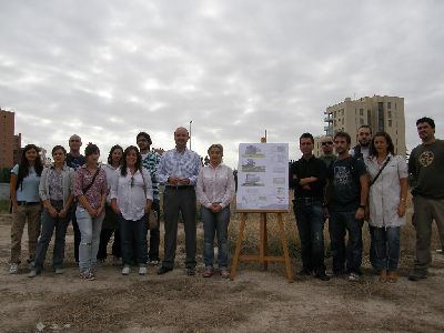 El edificio del ?Espacio Joven?, cuyo diseo se est realizando por los propios jvenes lorquinos, se perfila como un rea vanguardista y funcional de 1.500 m2