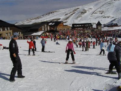 55 personas viajan este fin de semana a Sierra Nevada a travs del  IMJUDE