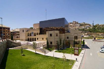 La demolicin de un edificio en la explanada de La Merced, mantendr cortada al trafico la carretera de la Fuensanta RM-701