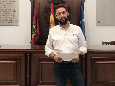 Lorca afronta 2018 bajando y congelando los impuestos, que no cargarn la subida del IPC y establecen bonificaciones para ms de 400 familias numerosas y con situacin especial