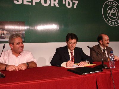 Francisco Jdar anunci en la presentacin de FERICAB que Lorca contar con un Centro de Inseminacin Artificial, una Escuela Municipal de Equitacin y un Centro Veterinario de Ciruga Equina
