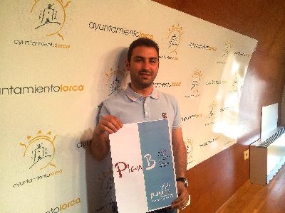La Concejala de Juventud pone en marcha ''Plan B'', una accin global para el fomento del bilingismo entre los jvenes lorquinos