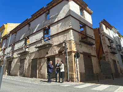 El Pleno Municipal aprueba la declaracin de incumplimiento de la funcin social de la propiedad de tres nuevos solares de calle lamo y su entorno, sacndolos a subasta