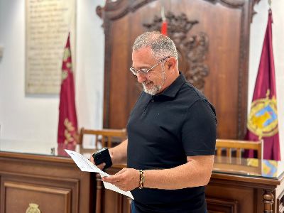 Los productores de almendro del municipio afectados por la sequa contarn con nuevas ayudas econmicas  