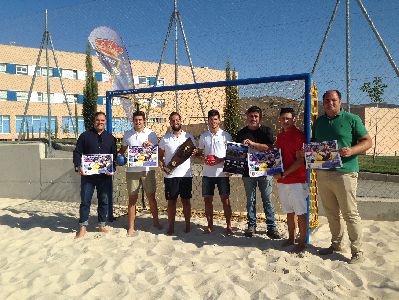 El Centro Internacional de Voley Playa de La Torrecilla acoge este sbado por la noche la segunda edicin de las 12 horas de balonmano playa 