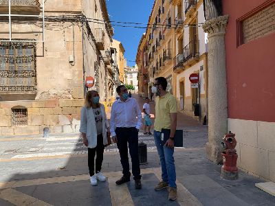 El Ayuntamiento concede licencia a Iberdrola para la retirada de cruces de cableado en varias calles del casco histrico
