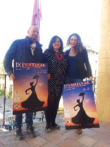 El IX Festival de Folclore ''Ciudad del Sol'' rene este fin de semana a ms de 130 miembros de grupos de baile tradicional de Zamora, Castilla La Mancha y Lorca