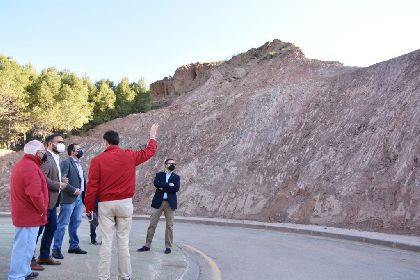 El Ayuntamiento de Lorca finaliza los trabajos de emergencia para consolidar el talud de la calle Abellaneda
