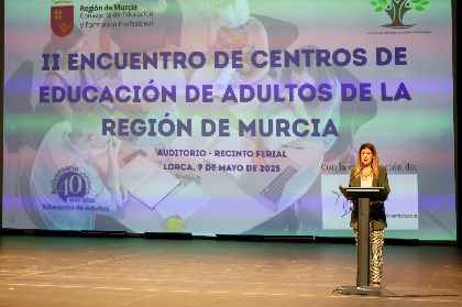 El Auditorio Margarita Lozano de Lorca acoge a los ms de 800 participantes del segundo encuentro regional de educacin de adultos 