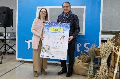 Coros y Danzas de Lorca celebra la segunda edici�n de ''El viaje de vuelta'', un espect�culo de cantos y bailes tradicionales lorquinos y escenas populares