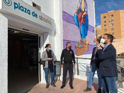 El Ayuntamiento contina mejorando las instalaciones de la Plaza de Abastos con una nueva inversin de 24.000 euros