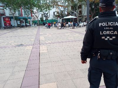 La Polica Local intensifica el control del cumplimiento de las medidas sanitarias en Navidad