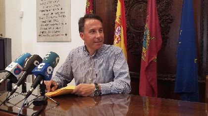 Los afectados por los terremotos slo pagarn la mitad del IBI en 2016, suponiendo un ahorro global de 8 millones de euros para 43.937 lorquinos 