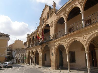El Ayuntamiento de Lorca muestra su ?horror y consternacin? por el trgico accidente areo en Barajas y expresa su solidaridad a los familiares y amigos de las vctimas