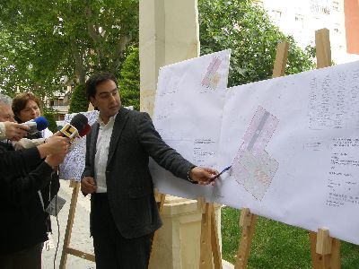 El concejal de Urbanismo anuncia la aprobacin inicial del PERI de las Alamedas que llevaba 10 aos bloqueado.