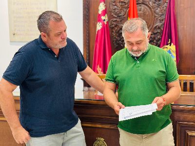  El Ayuntamiento de Lorca acondiciona el nuevo parking disuasorio de la calle Periodista ngela Ruiz, junto al CDL, para agilizar los desplazamientos urbanos por las obras del AVE 