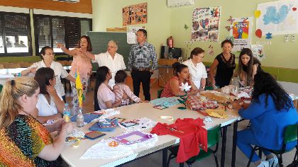 El Ayuntamiento aprueba un convenio por 30.000  con las Hijas de la Caridad para financiar las actividades de apoyo social en San Jos de Calasanz