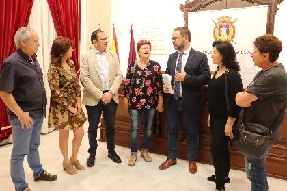 La oficina municipal de atencin a los afectados por la lnea de alta tensin Hinojar - guilas recoge 3.700 alegaciones