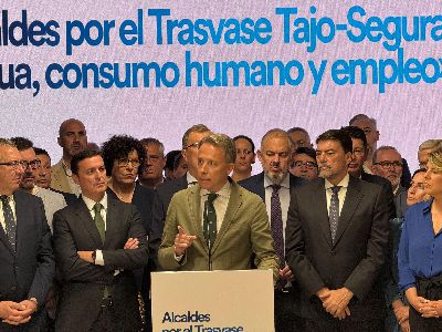 Fulgencio Gil:'El cierre del Trasvase Tajo-Segura va a ser la mayor equivocacin medioambiental en la historia de Espaa. Es un error de bulto por parte del Estado'