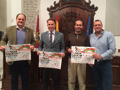 Las calles de la Ciudad del Sol acogern el domingo 25 de noviembre la XXXI edicin de la Media Maratn Internacional ''Ciudad de Lorca'' y los VIII 12.280 Metros Saludables