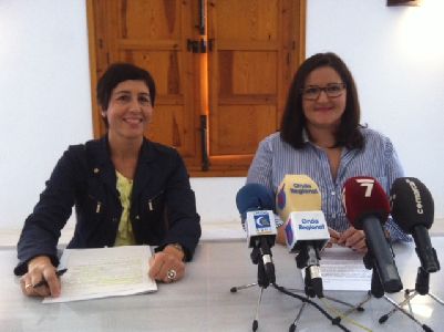 Ms de 1.800 escolares asisten en Lorca al espectculo 'La guerra de Troya', organizado por la Obra Social ''la Caixa''