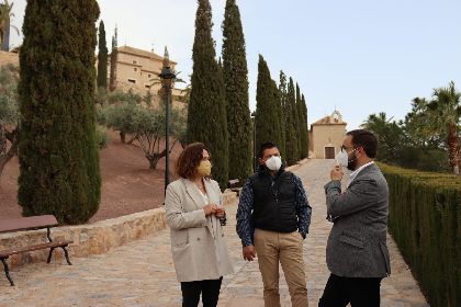 El Ayuntamiento de Lorca lleva a cabo labores de restauracin paisajstica y mantenimiento de El Calvario