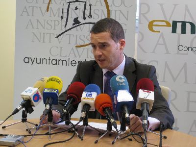 La reduccin del parque mvil municipal permite al Ayuntamiento ahorrarse cada ao 148.400 euros