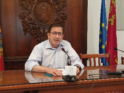 Urbanismo dicta orden de precinto para un antiguo cebadero que se estaba reconvirtiendo en viviendas