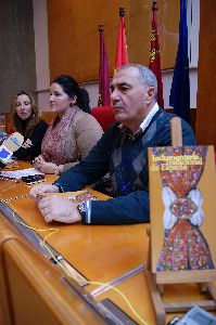 60 representantes de los 19 festivales internacionales de folklore integrados en el CIOFF acuden este fin de semana a Lorca para apoyar la economa del municipio tras los sesmos